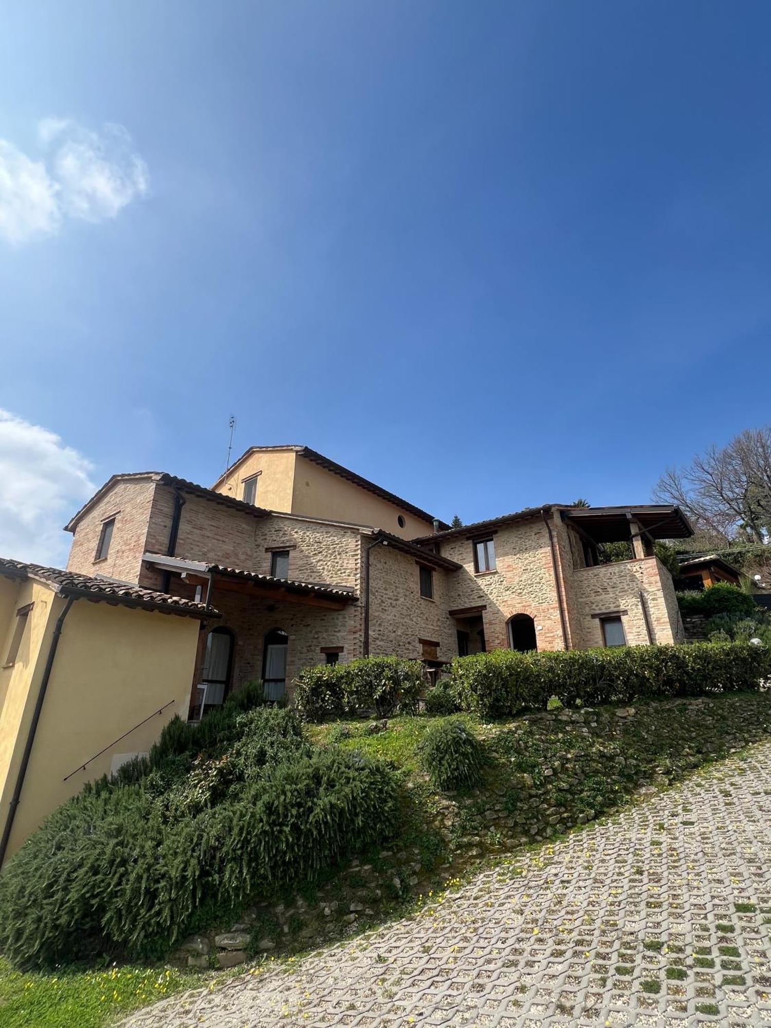 Country House Ca' Vernaccia Guest House Urbino Exterior photo